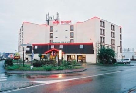 Hotel Du Golf Coignières Buitenkant foto
