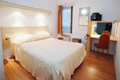 Hotel Du Golf Coignières Kamer foto